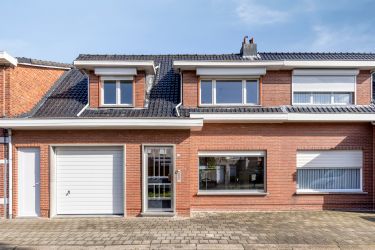 Fijne gezinswoning met 3 slaapkamers te koop!