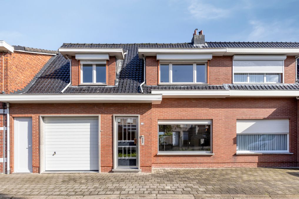Fijne gezinswoning met 3 slaapkamers te koop!