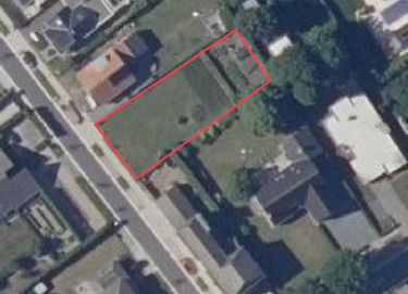 Unieke bouwgrond te koop in centrum Varsenare