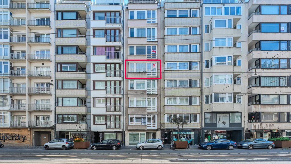 Centraal 2-slaapkamer appartement vlakbij zee te Oostende