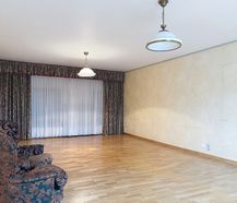 Huis (230m²) met 5 slaapkamers en groot terras te Deurne