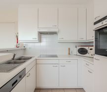 Bright 2 bedroom apartment