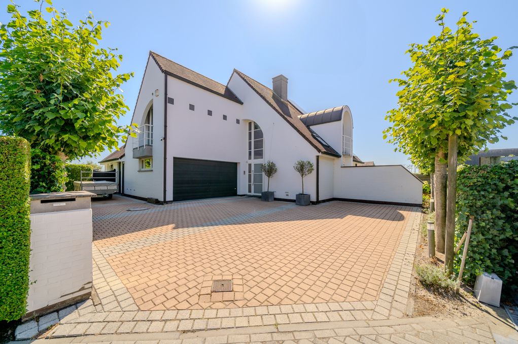 Unieke villa met prachtige zichten te koop in Knokke-Heist