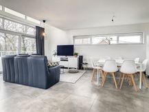 Appartement met 2 slaapkamers en ruim terras te Roeselare.