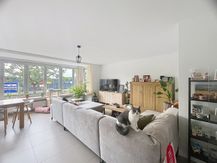Ruim appartement met twee slaapkamers en terras te huur in Brugge 