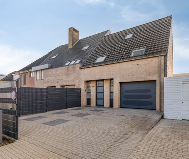 Instapklaar huis met 3 kamers te koop in Oudenaarde