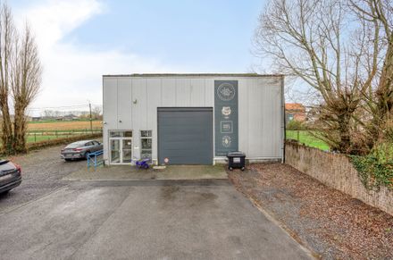 Entrepôt avec bureau vendu Kuurne