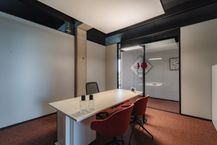 Kantoorruimte te huur in bedrijvencentrum in Roeselare