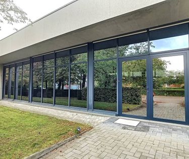 Kantoor/polyvalente ruimte te huur in Beveren-Leie