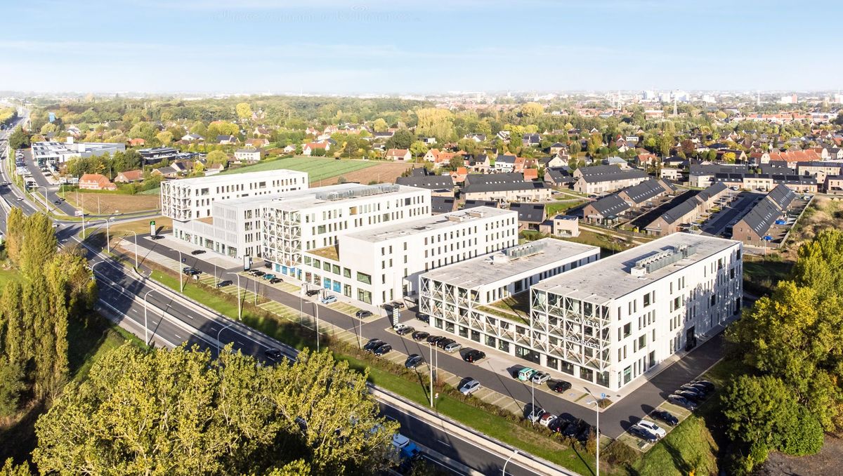 Nieuwbouw kantoor ca. 480m² in R. Plaza Roeselare