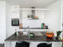 Ruim en lichtrijk appartement met 2 slaapkamers en 2 terrassen in Brugge