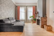Kwalitatief gerenoveerde centrumwoning met tuin in Ieper