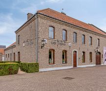 Ruim appartement met 4 slaapkamers in Tongerlo