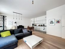 Bruxelles : Bel appartement meublé 2chambres (bureau).