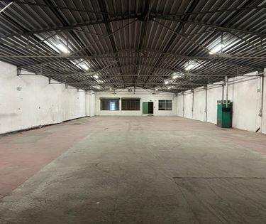 Entrepôt à louer d'environ 600 m² à Tielt