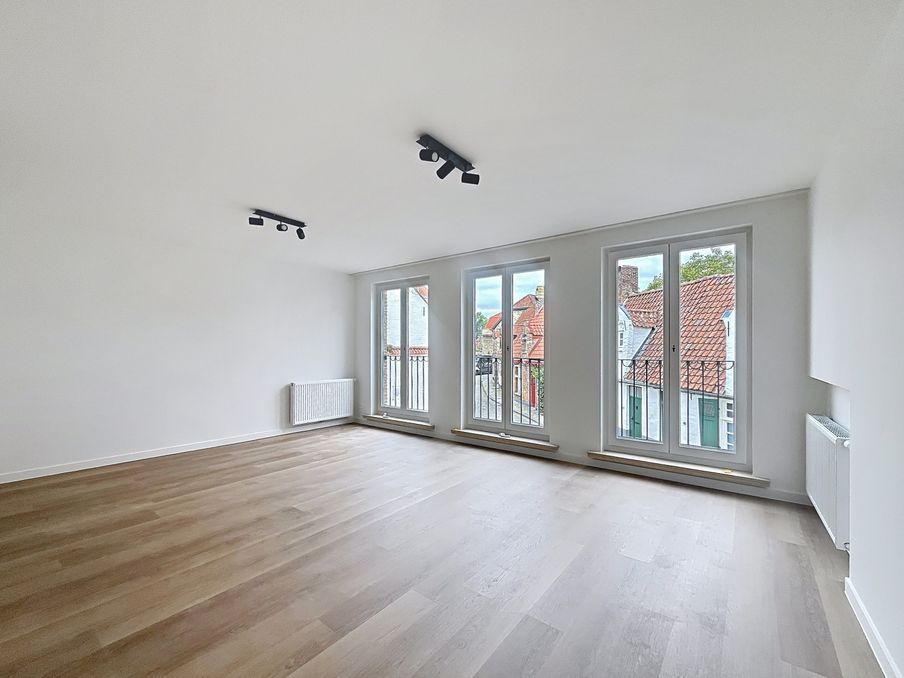 Recent gerenoveerd 2-slaapkamerappartement te huur in het centrum van Brugge