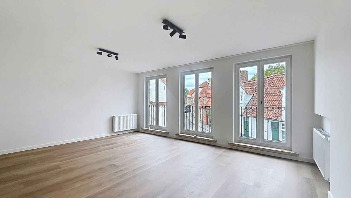 Recent gerenoveerd 2-slaapkamerappartement te huur in het centrum van Brugge