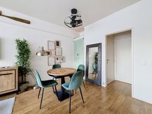 Bemeubelde studio te huur in Antwerpen Duboisstraat