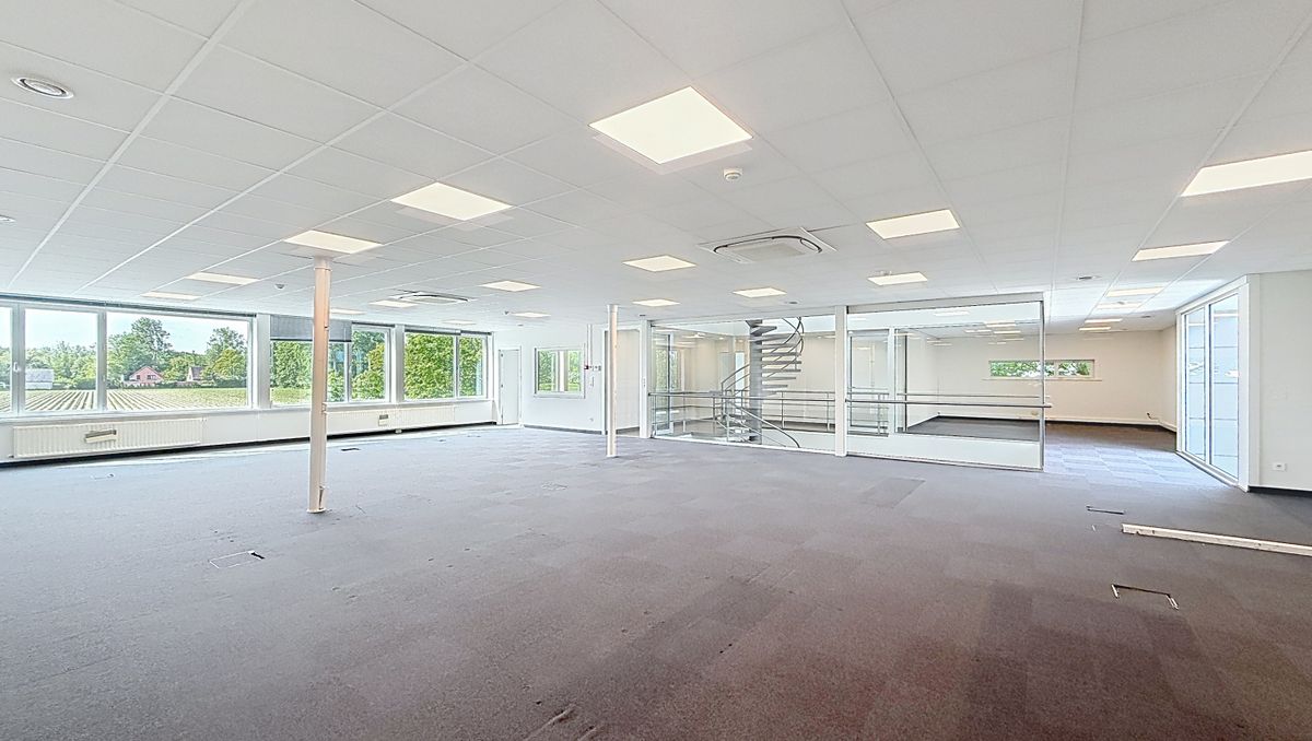 Bedrijfsgebouw (ca. 540 m²) te huur in Destelbergen