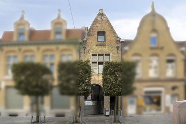 Te huur: Charmant handelspand (55 m²) in Nieuwpoort-Stad!
