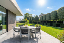 Exclusieve villa op prachtig perceel grond te koop te Leffinge!