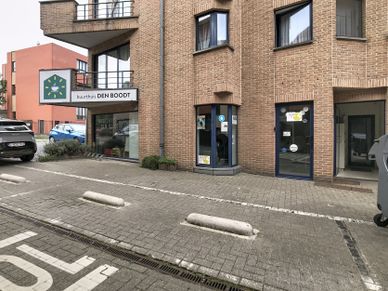 Handelspand te koop Temse