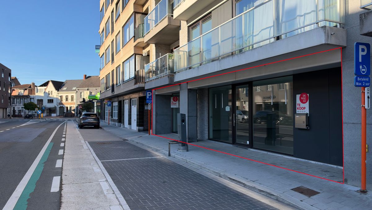 Ready to move in office for sale in Roeselare