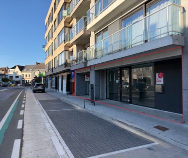 Ready to move in office for sale in Roeselare