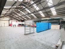 Loods/werkplaats vanaf ca. 1.500 m² in Hooglede-Gits