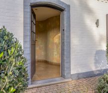 Karaktervolle bungalow op een prachtig perceel in Merelbeke