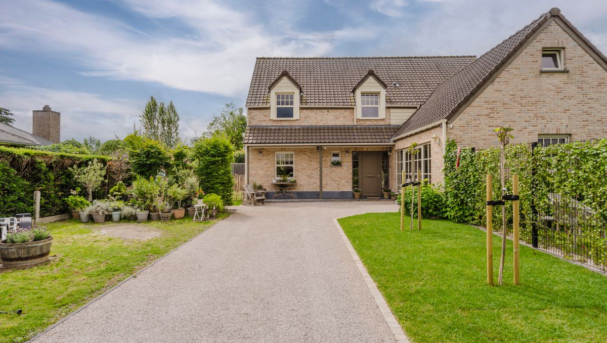 Landelijke villa met 4 slaapkamers en zwembad in Ten Ede