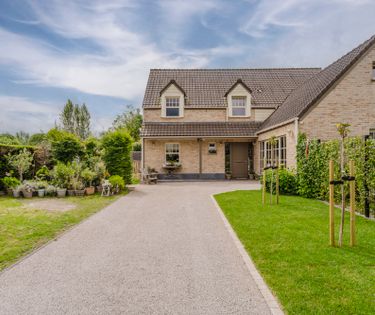 Landelijke villa met 4 slaapkamers en zwembad in Ten Ede