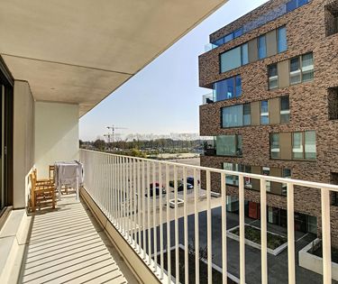 Lichtrijk 1-slaapkamer appartement met terras te huur in Brugge.