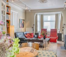 Karaktervolle woning met 7 slaapkamers, authentieke elementen en een ruime tuin