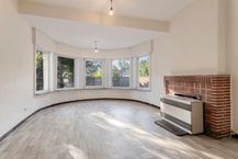 Karaktervolle woning met tuin en garage in centrum Roeselare