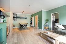 Lichtrijk appartement met garage op toplocatie in Brasschaat