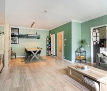 Lichtrijk appartement met garage op toplocatie in Brasschaat