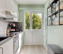 Lichtrijk appartement met garage op toplocatie in Brasschaat
