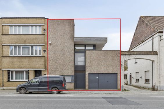 Kantoor met woning te koop Bissegem