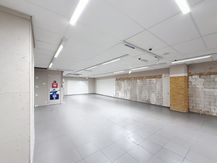 Ruim handelspand (160 m²) te huur in het  hart van Veurne