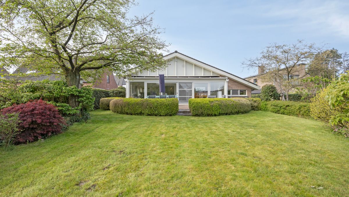 Huis met prachtig zicht achteraan te koop in Wuustwezel!