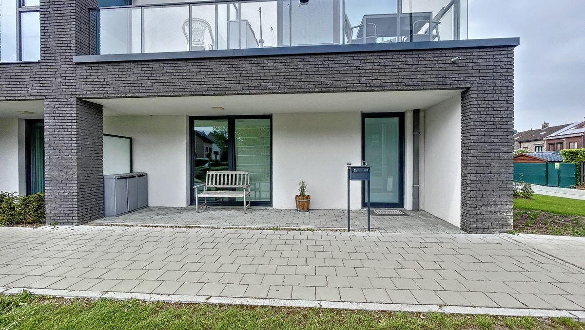 Bel appartement rez-de-chaussée récent avec terrasse