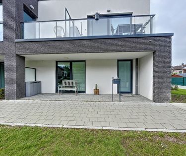 Bel appartement rez-de-chaussée récent avec terrasse