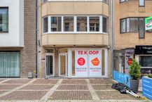Ready to move into commercial property (101 m²) on Manitoba Square 