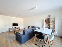Tour&Taxis: Superb 2-bedroom apartment (110m²) + terrace.