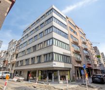 Aantrekkelijk hoekpand (86 m²) op een toplocatie in Oostende