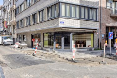 Aantrekkelijk hoekpand (86 m²) op een toplocatie in Oostende