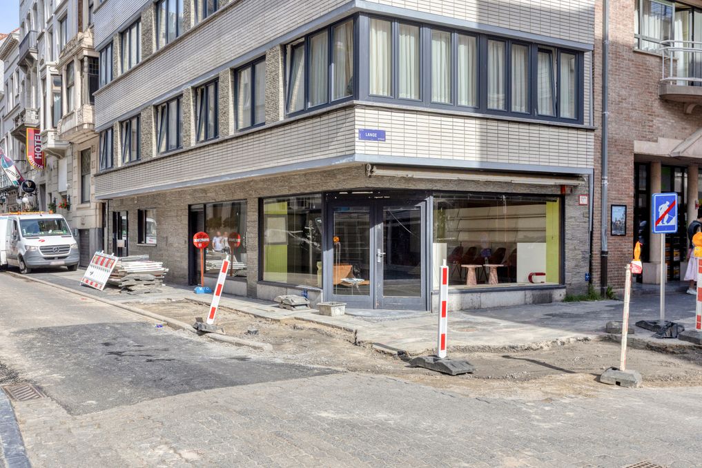 Aantrekkelijk hoekpand (86 m²) op een toplocatie in Oostende