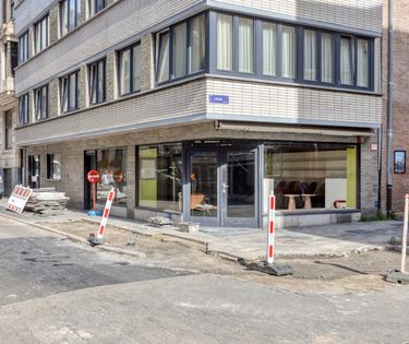 Aantrekkelijk hoekpand (86 m²) op een toplocatie in Oostende