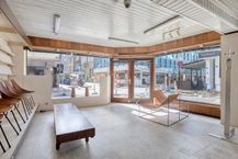 Aantrekkelijk hoekpand (86 m²) op een toplocatie in Oostende
